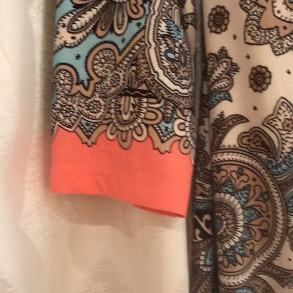 Cocktail Dress Geometric Pattern - Picture 2 of 5